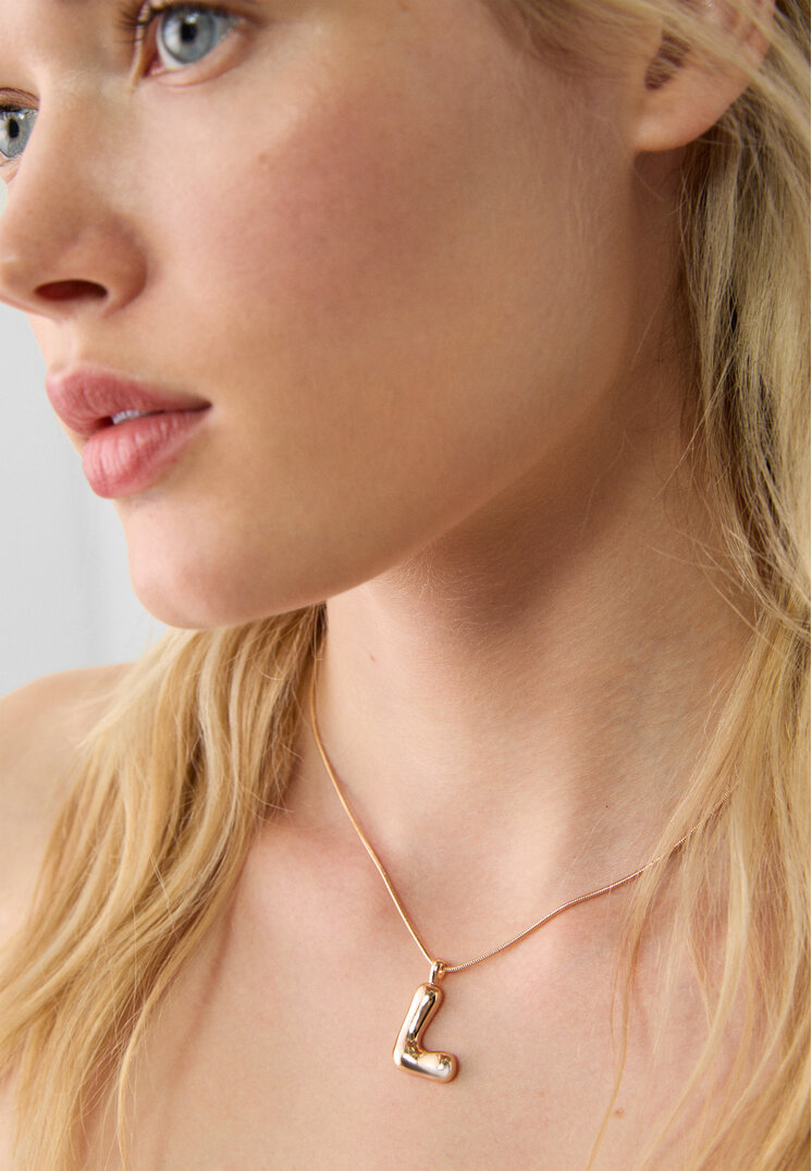 collar inicial