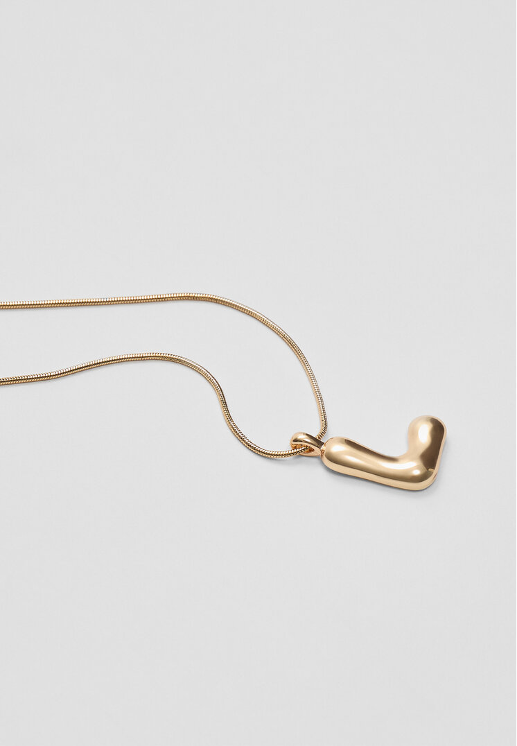 collar inicial