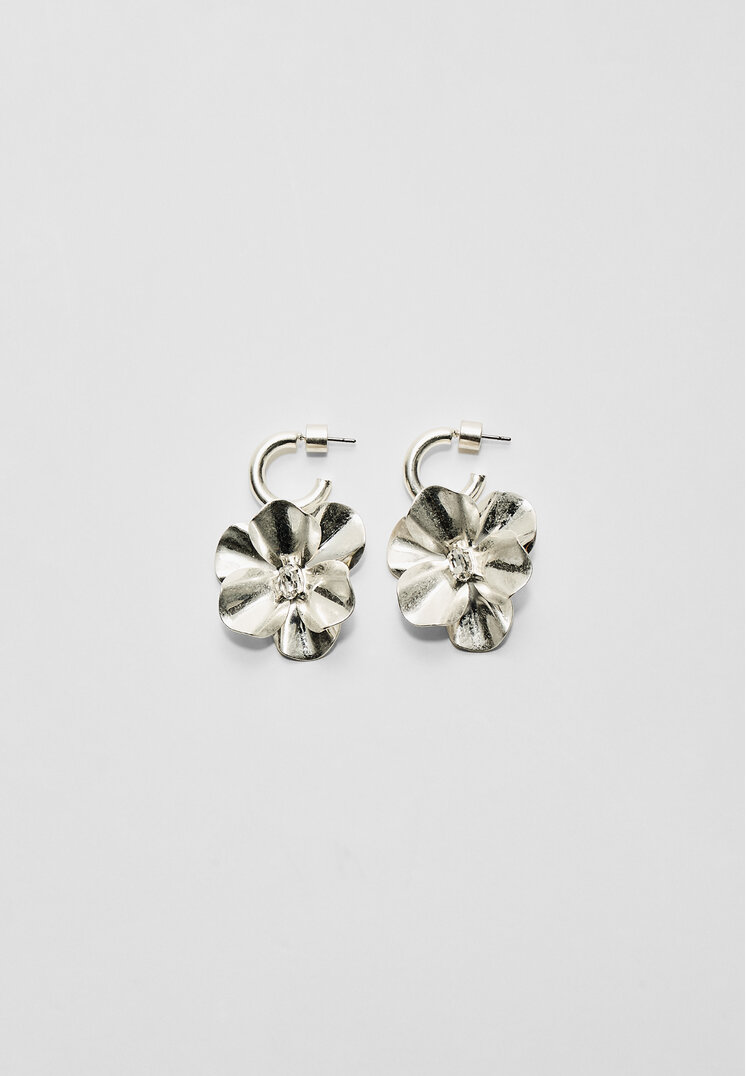 Stradivarius Örhängen Blommor Os