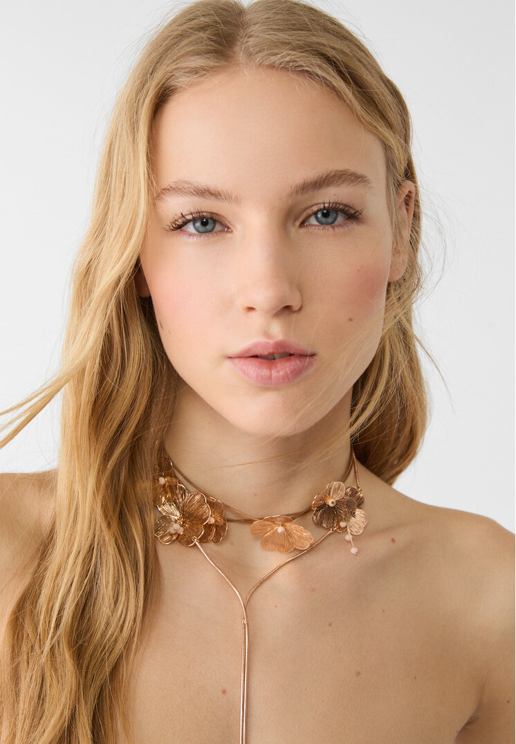 set 2 collares flor textura