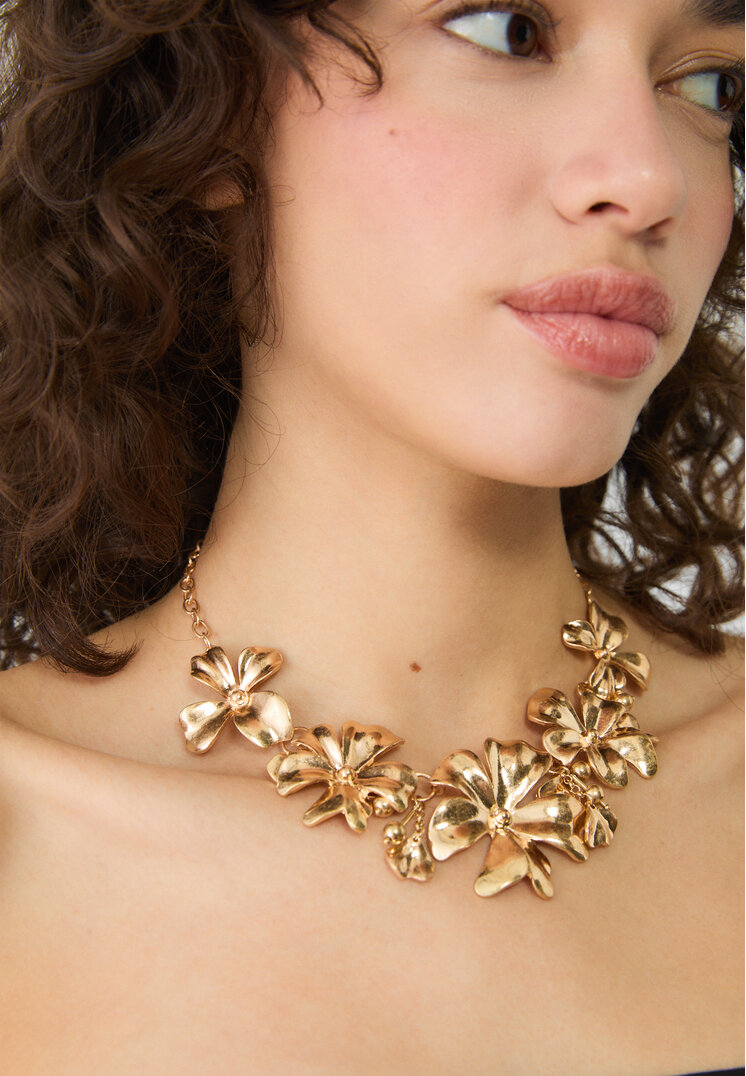 collar maxi flores