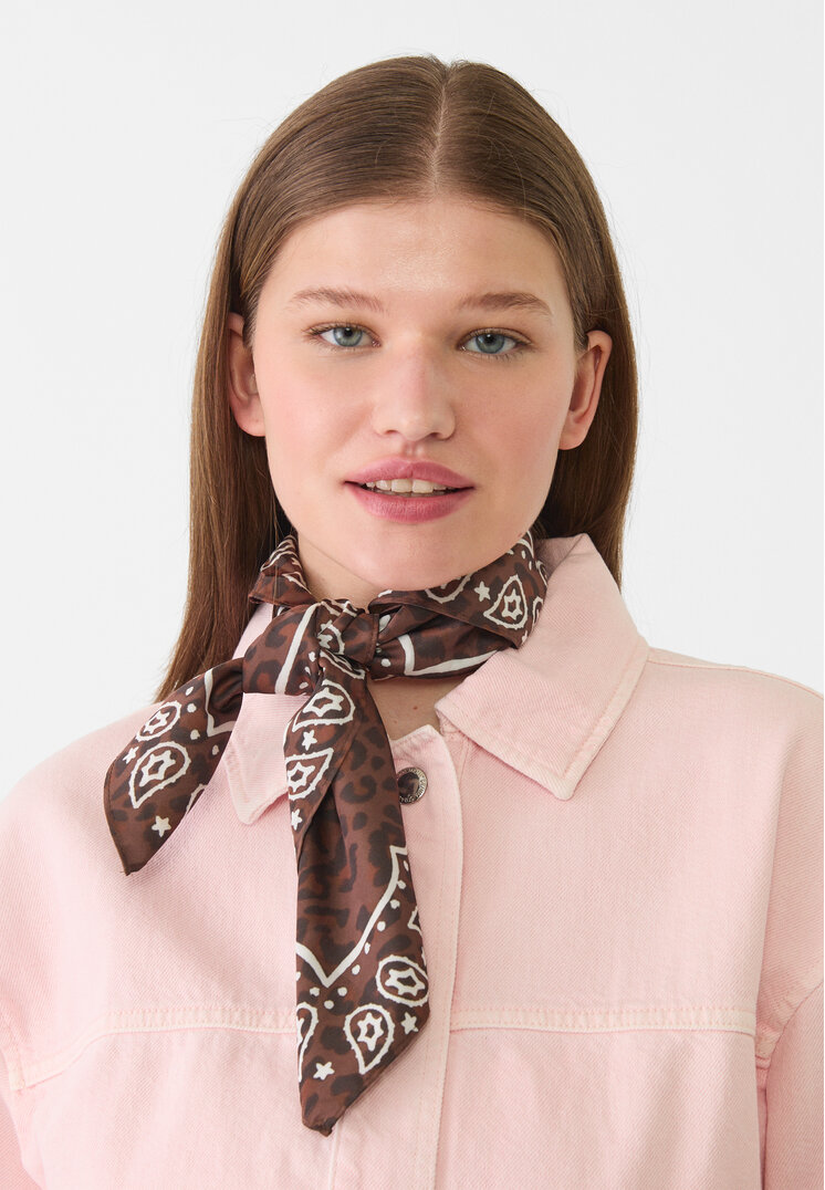panuelo bandana leopardo