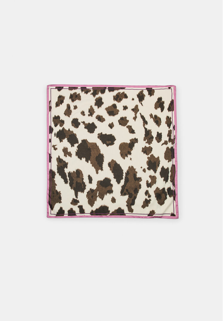 panuelo estampado