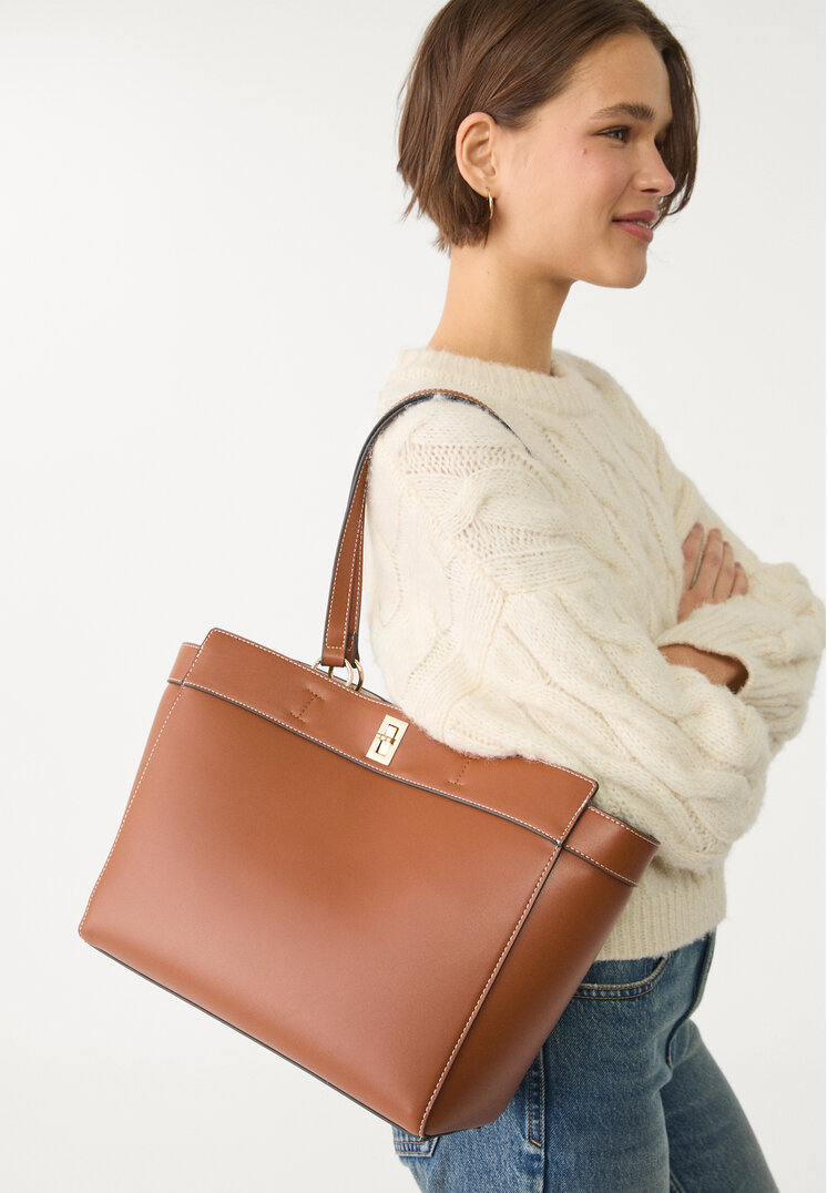 bolso capazo pespuntes