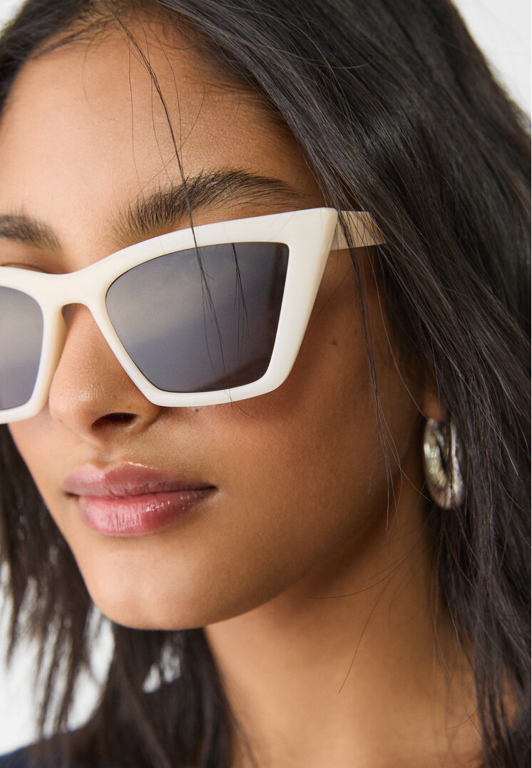 gafas de sol rectangulares pasta