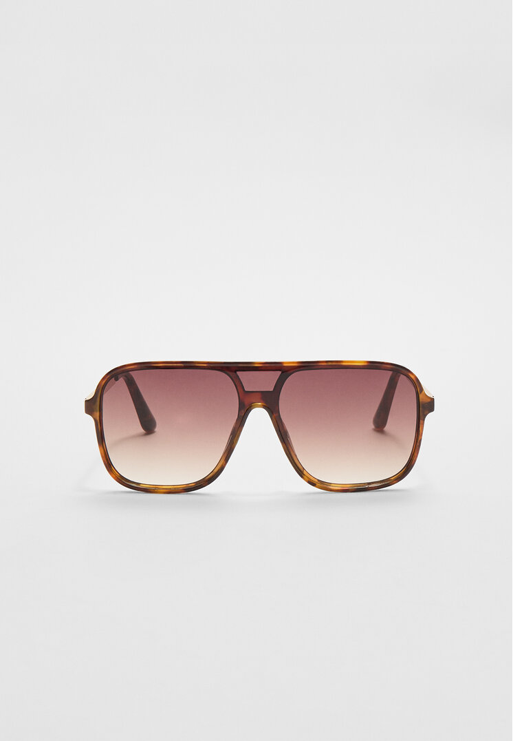 gafas de sol estilo retro