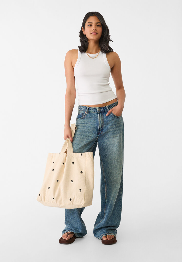 bolso tejido bordado flores