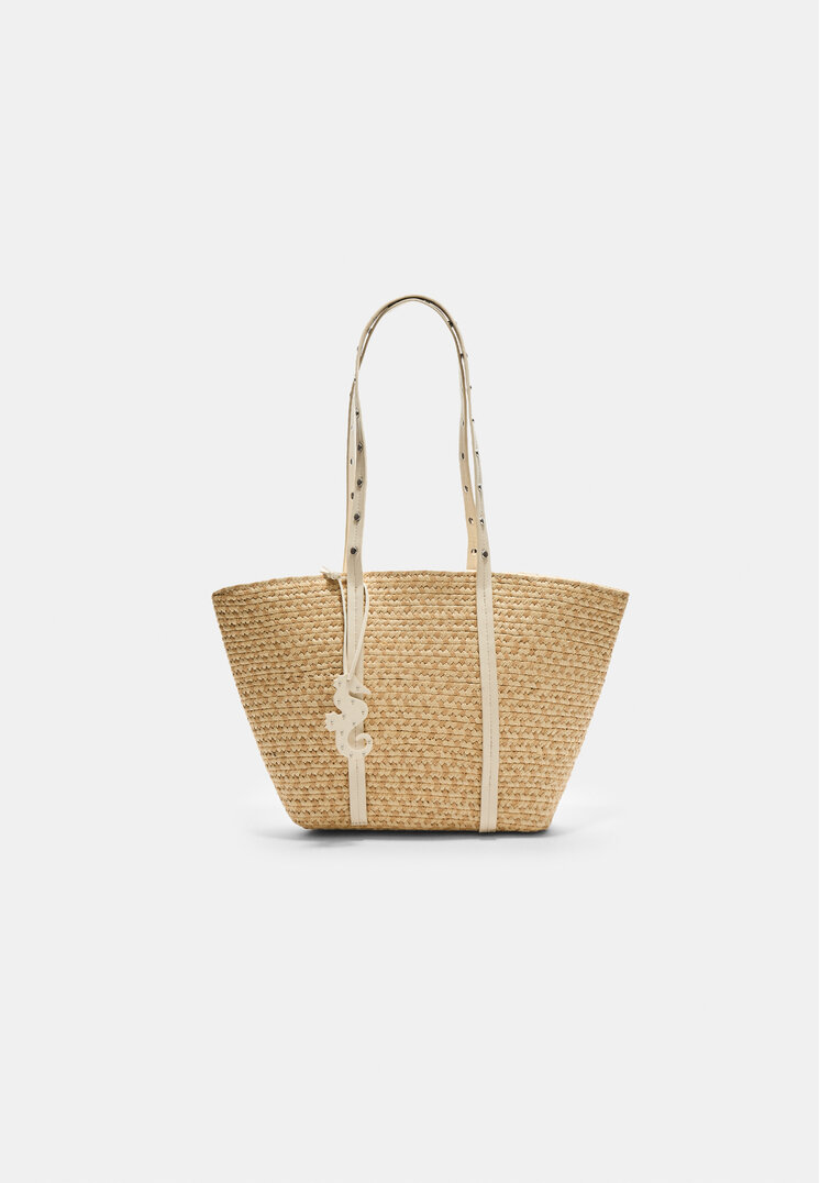 bolso trenzado combinado tachas