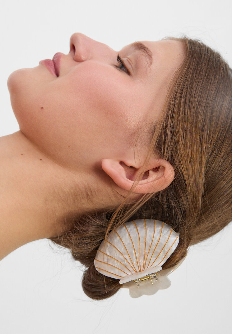 pinza de pelo concha