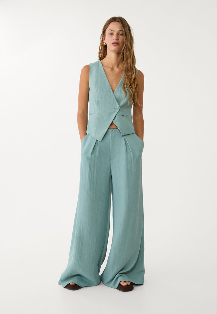pantalon fluido pinzas textura