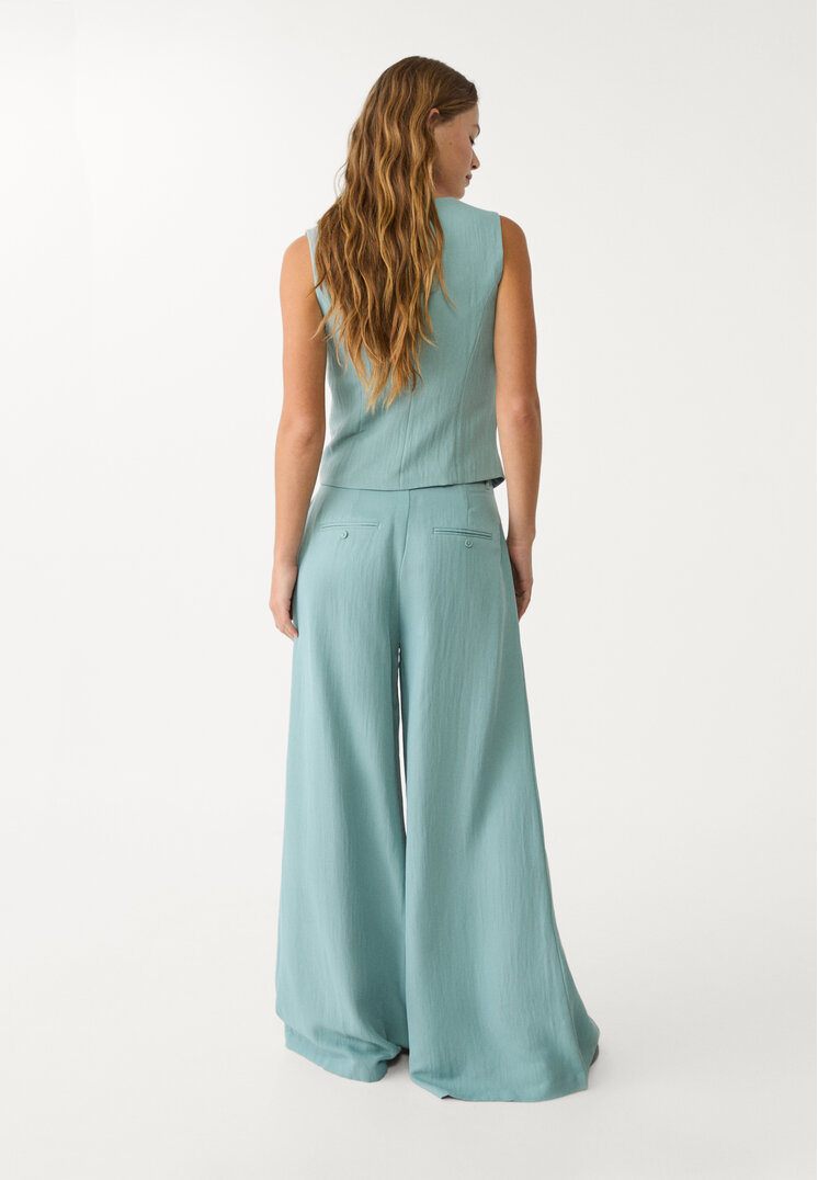 pantalon fluido pinzas textura