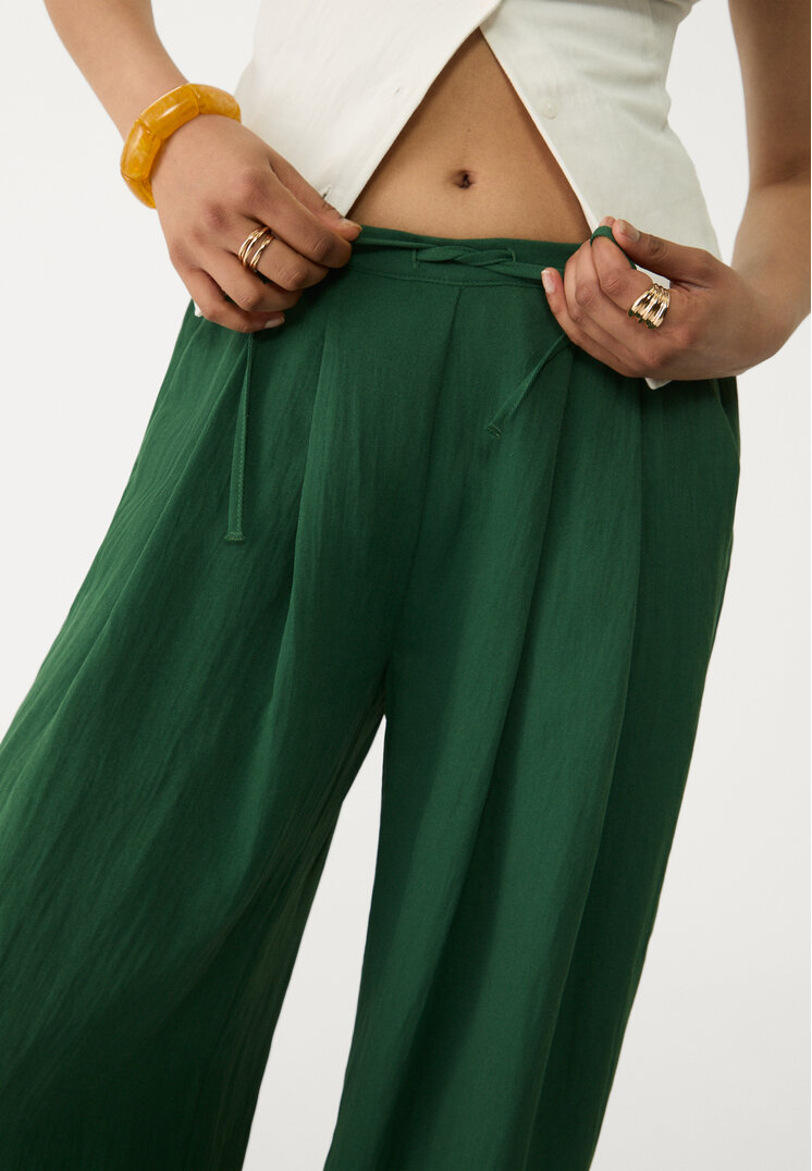 pantalon fluido pinzas textura