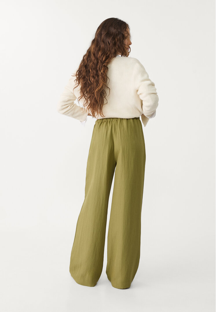 pantalon fluido pinzas textura