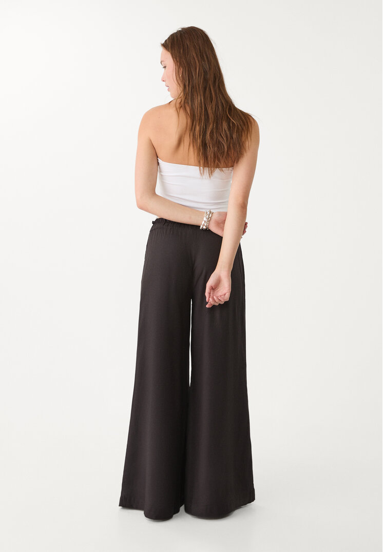 pantalon palazzo fluido con lino