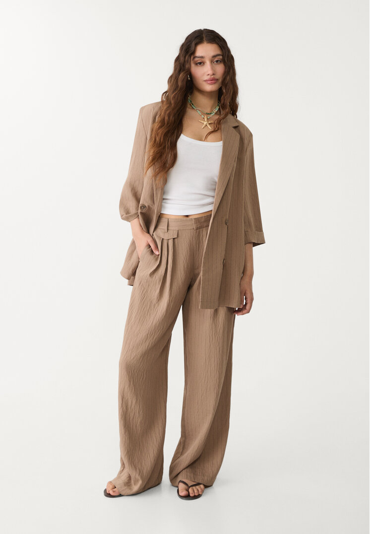 pantalon fluido arrugado rayas con lino
