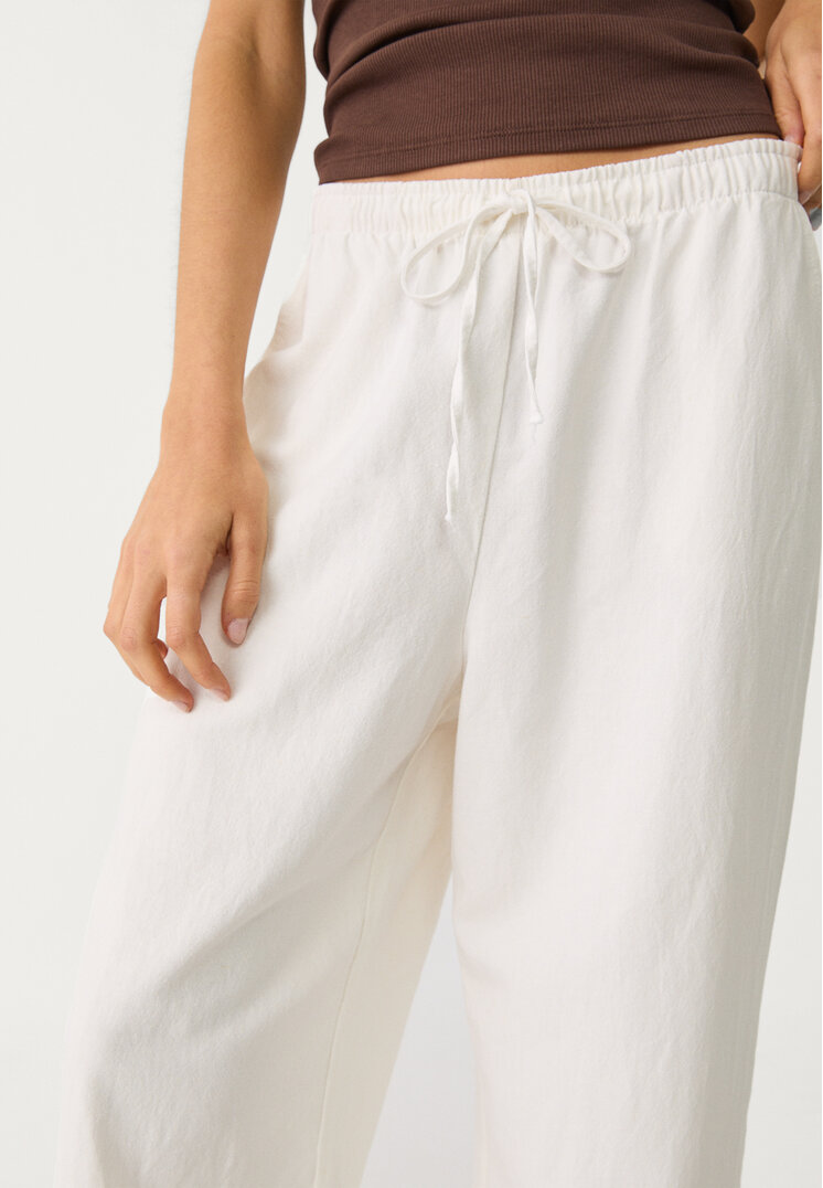 pantalon fluido con lino