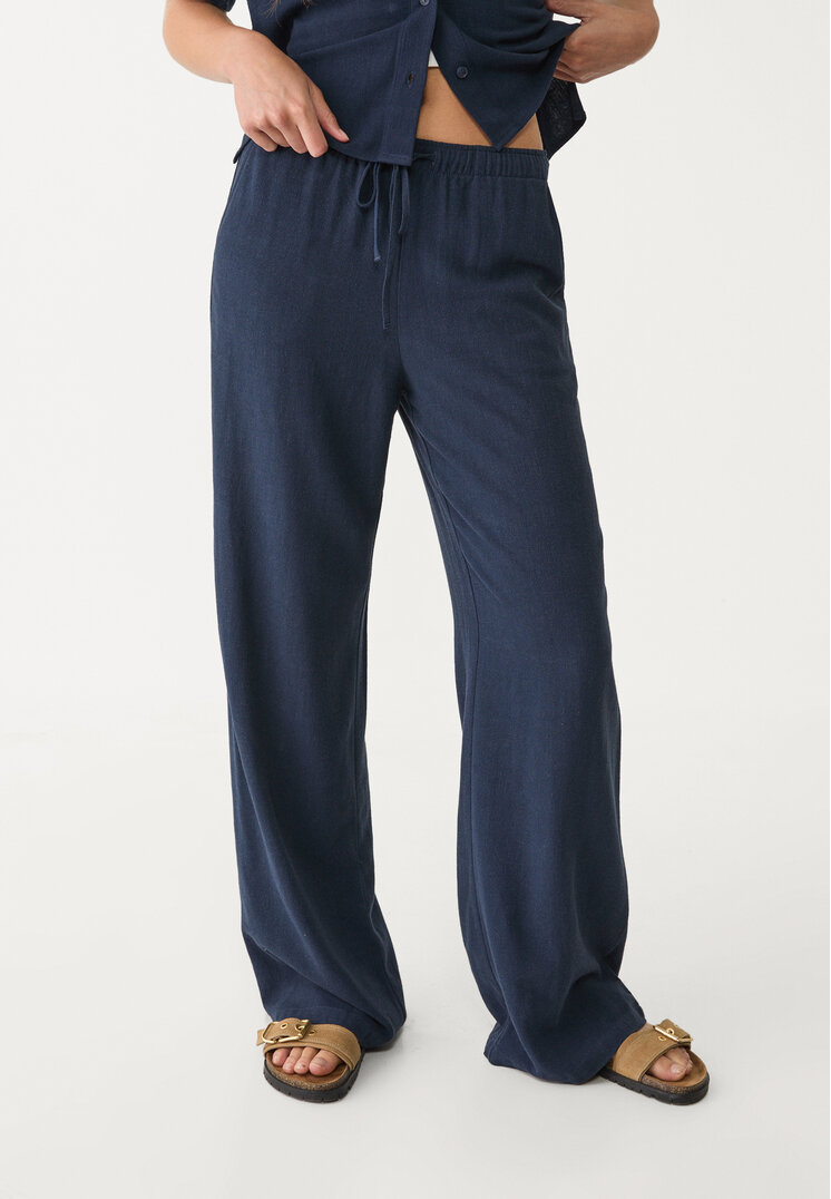 pantalon fluido con lino