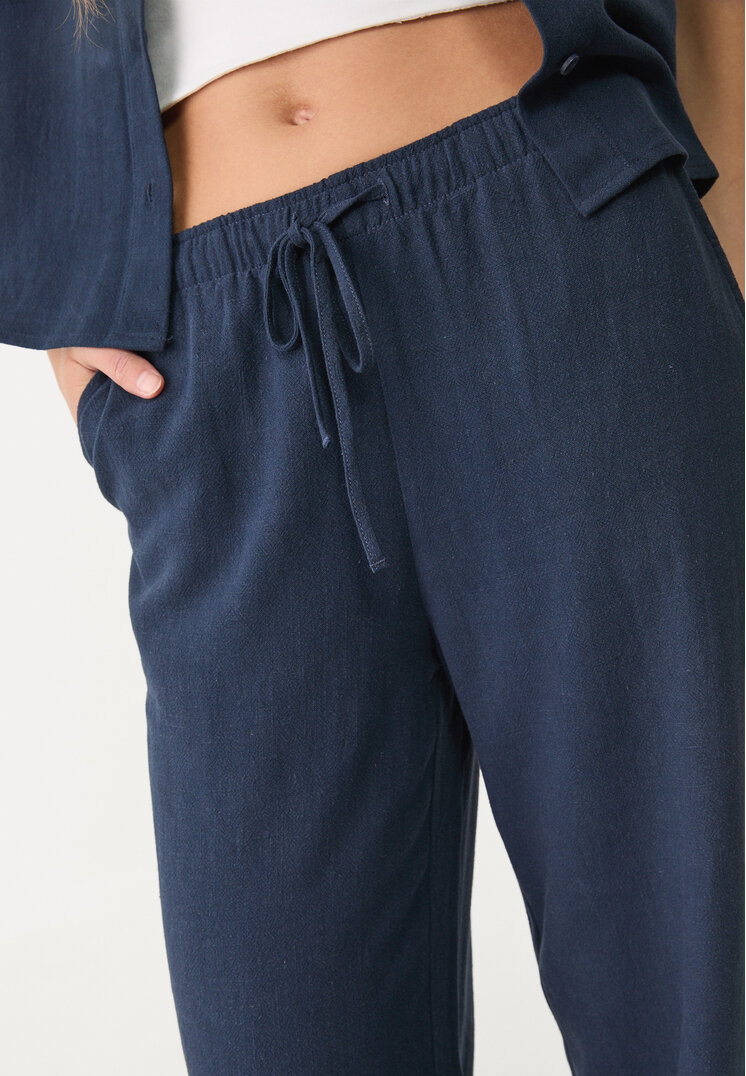 pantalon fluido con lino