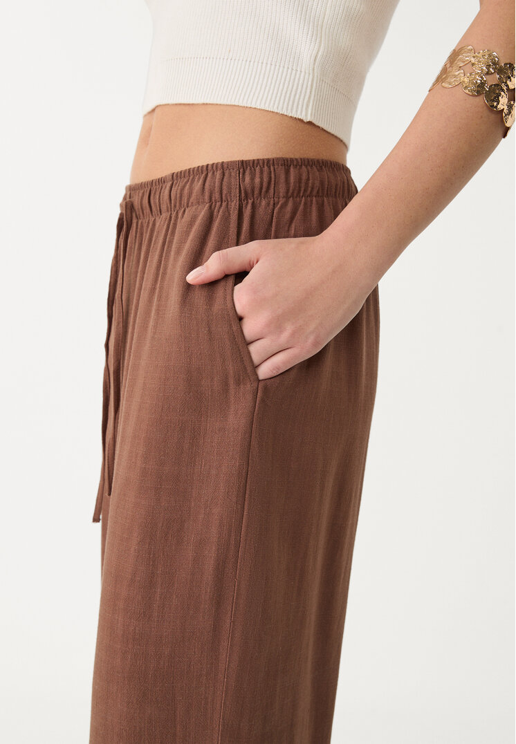 pantalon fluido con lino