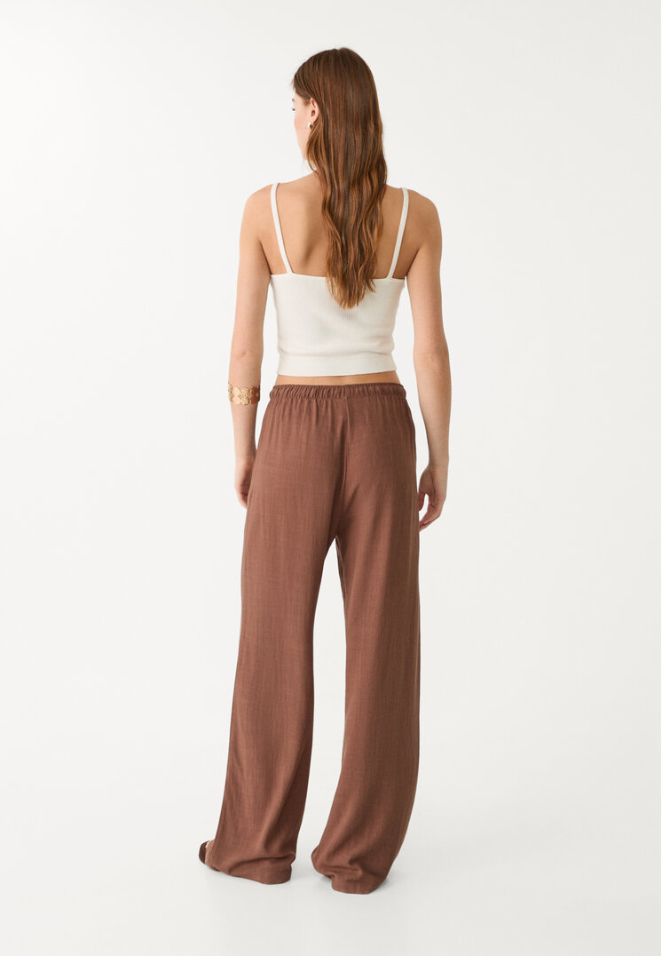 pantalon fluido con lino