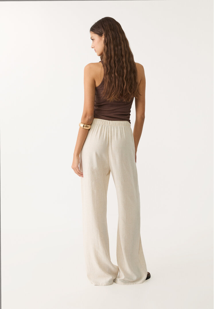 pantalon fluido con lino