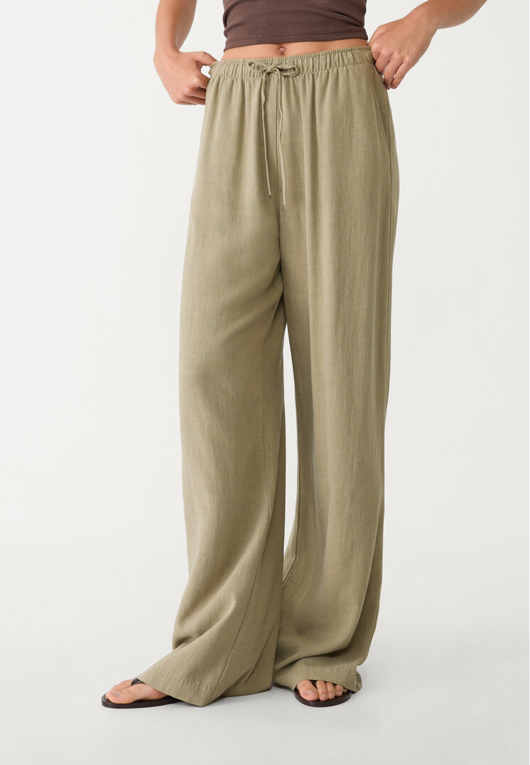 pantalon fluido con lino
