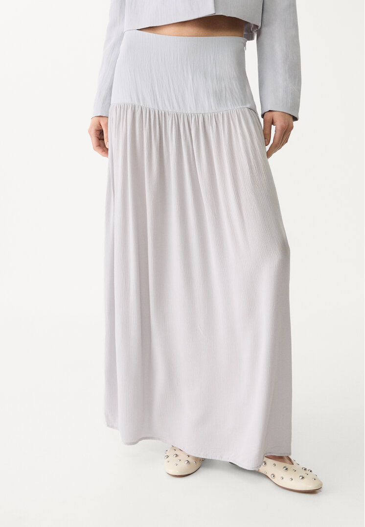 falda combinada fluida midi