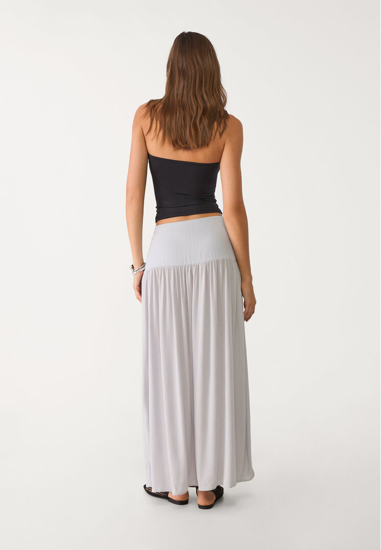 falda combinada fluida midi