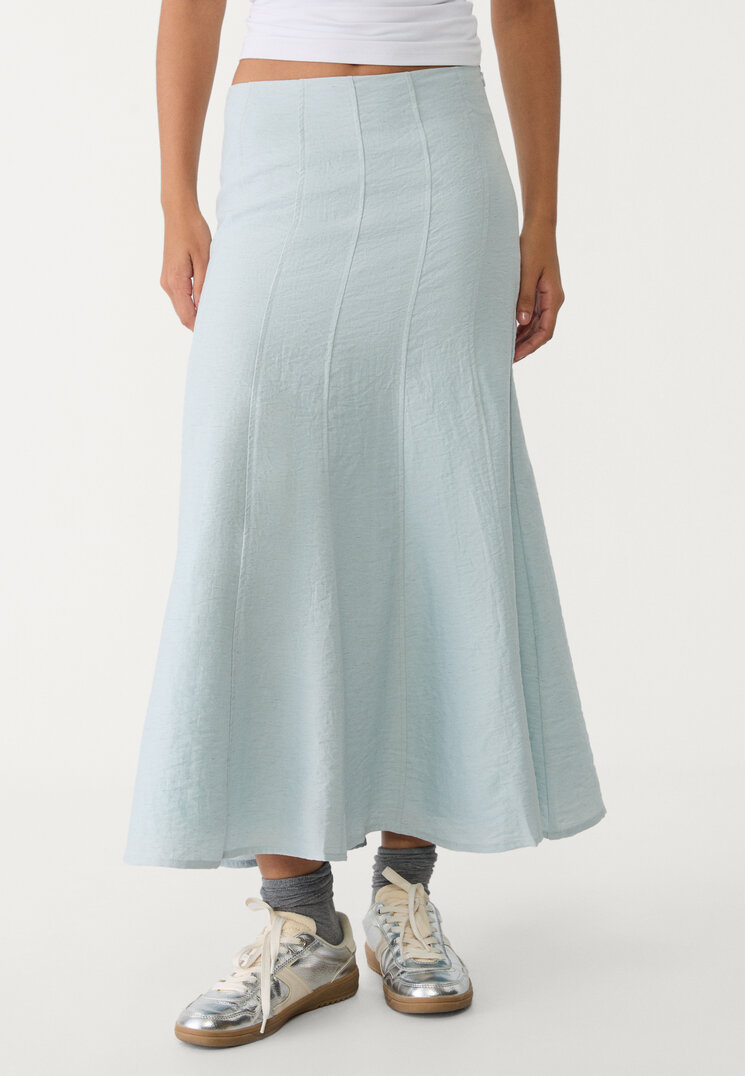 falda fluida midi