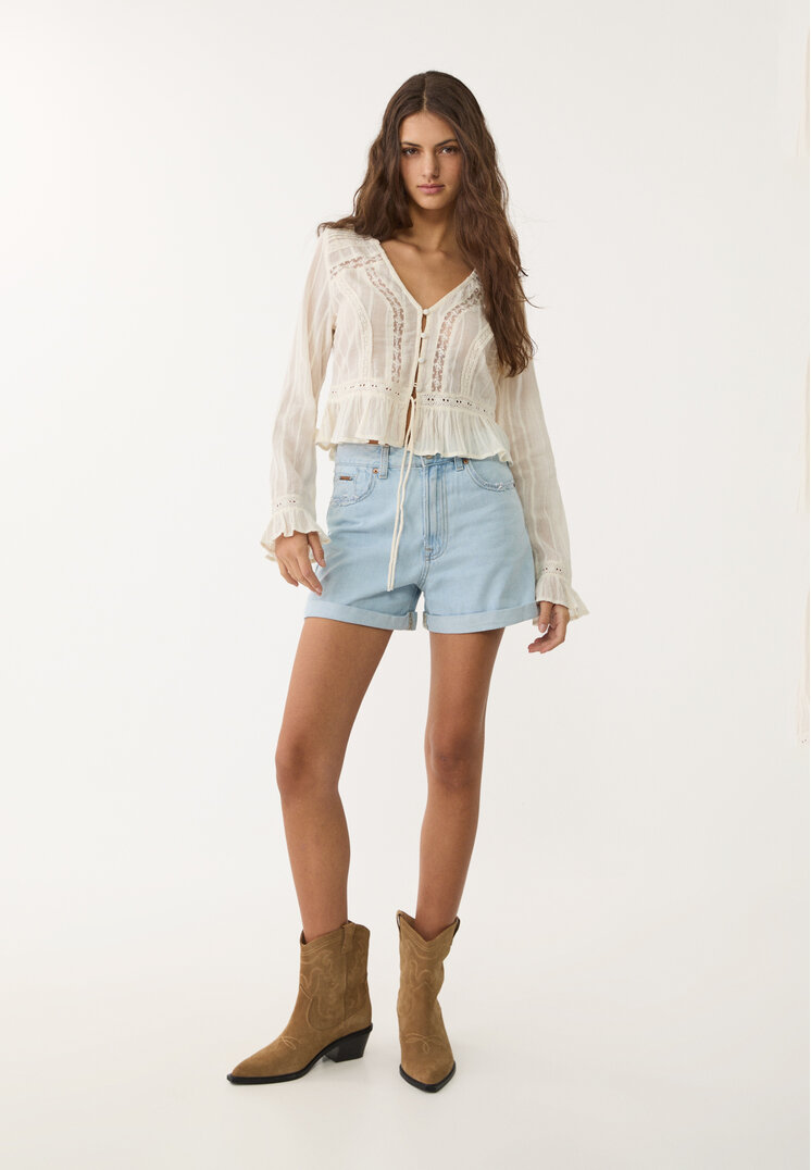 d83 short mom fit