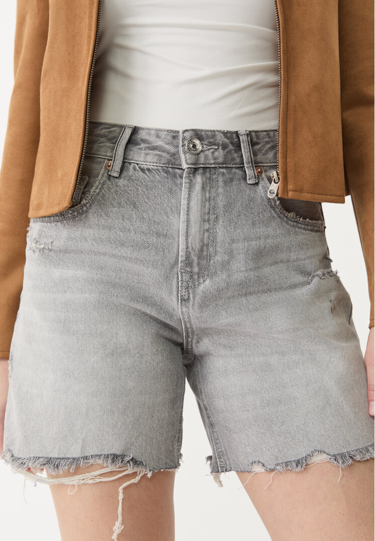 d93 short denim longline