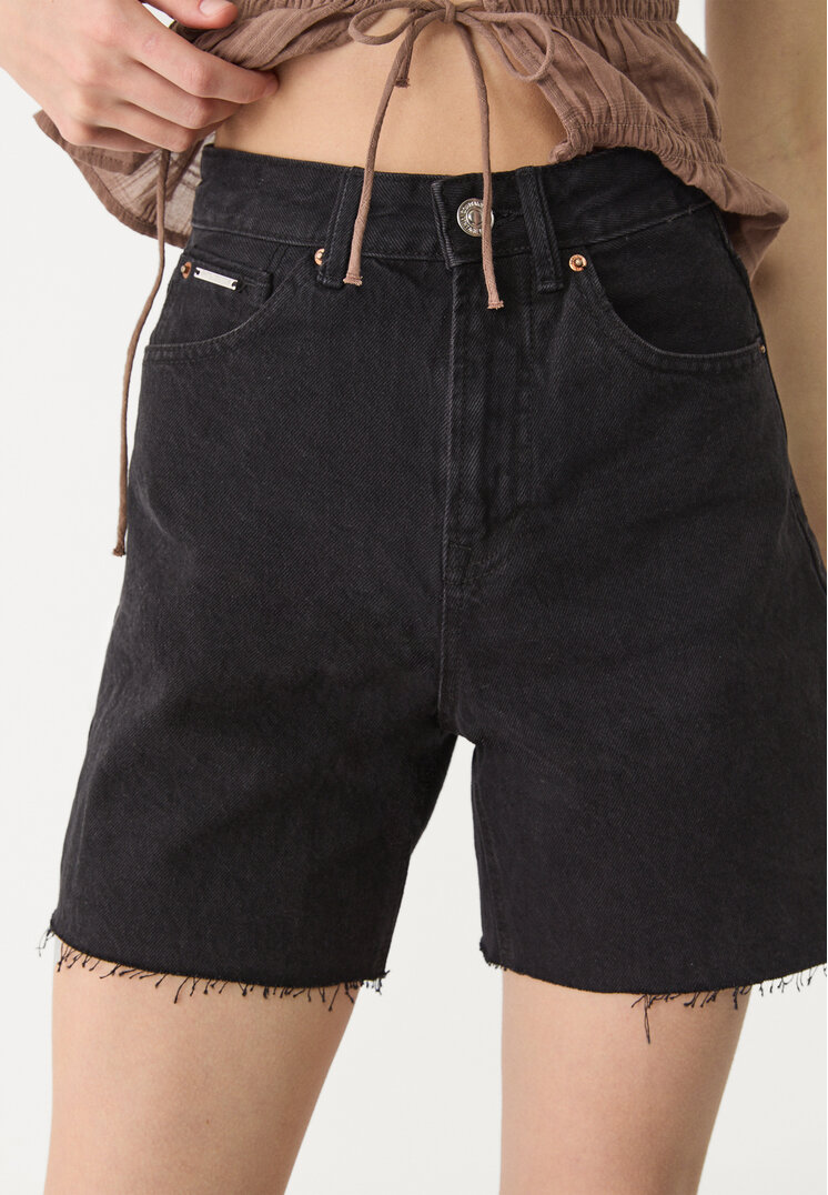 d93 short denim longline