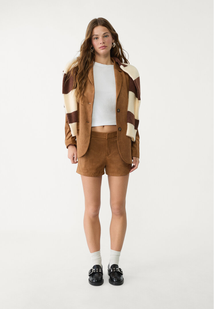 mini short efecto ante