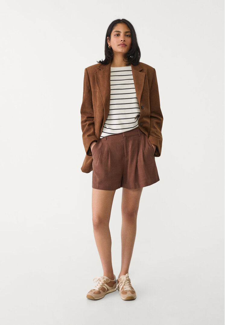 shorts fluido con lino