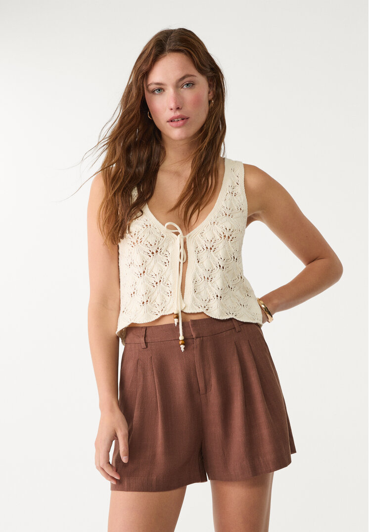 shorts fluido con lino