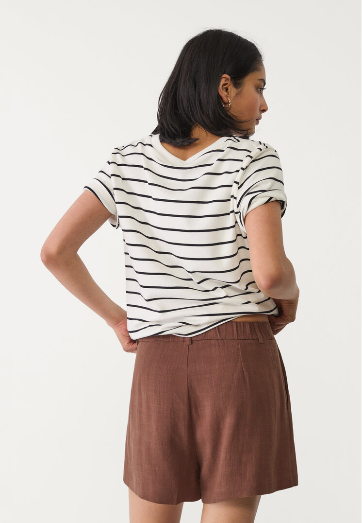 shorts fluido con lino