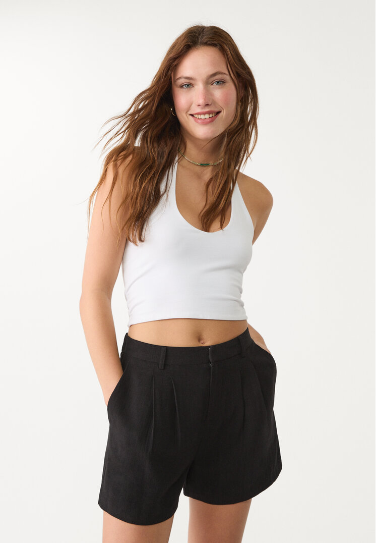 shorts fluido con lino
