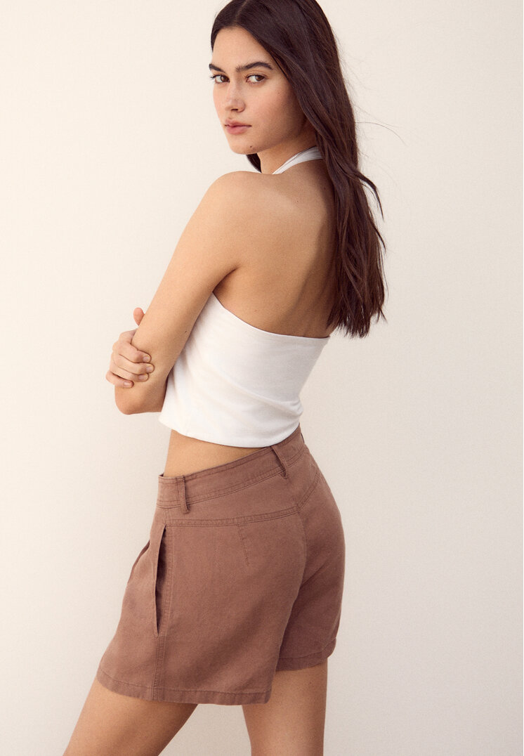 shorts fluido con lino