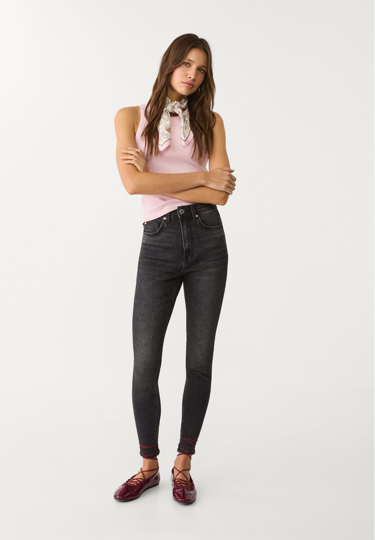 Stradivarius 1450 Blugi Skinny Cu Talie Foarte Înaltă Denim Negru 38