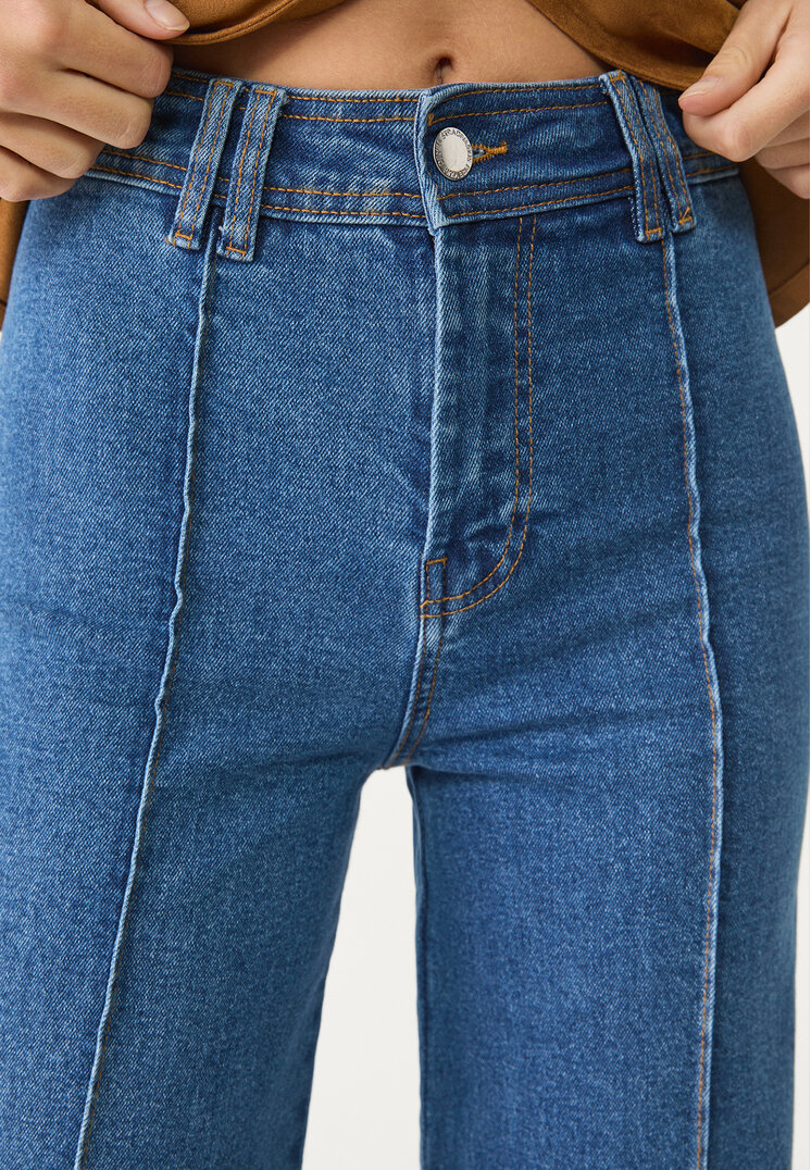 jeans minimal costuras