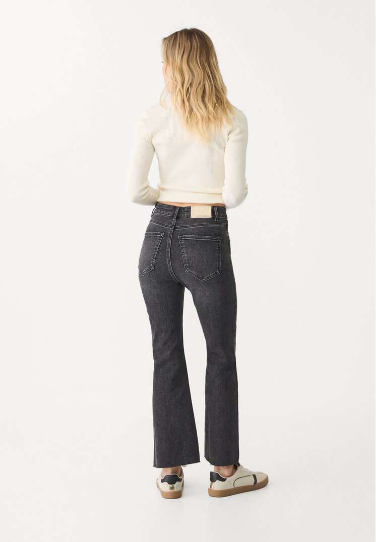 d78 jeans cropped flare