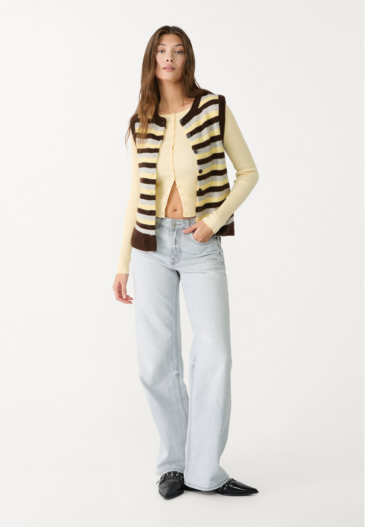 chaqueta de punto canale botones