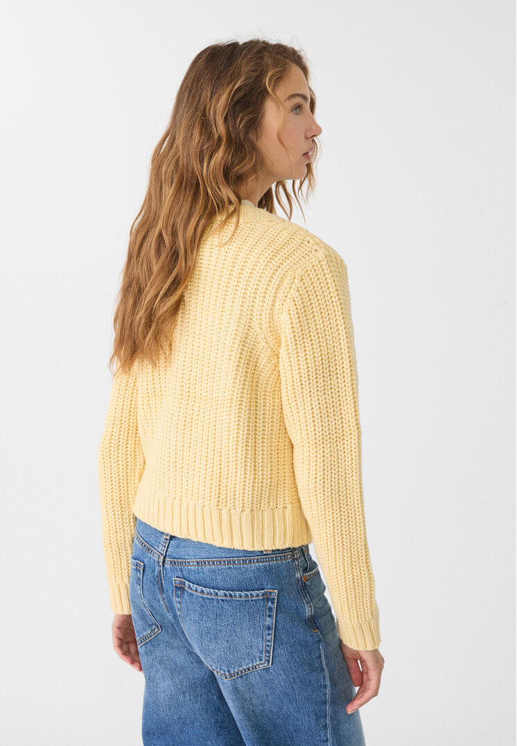 chaqueta de punto botones dorados