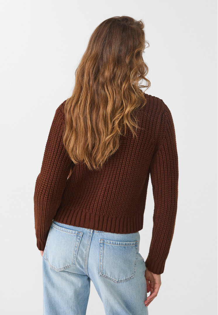 chaqueta de punto botones dorados
