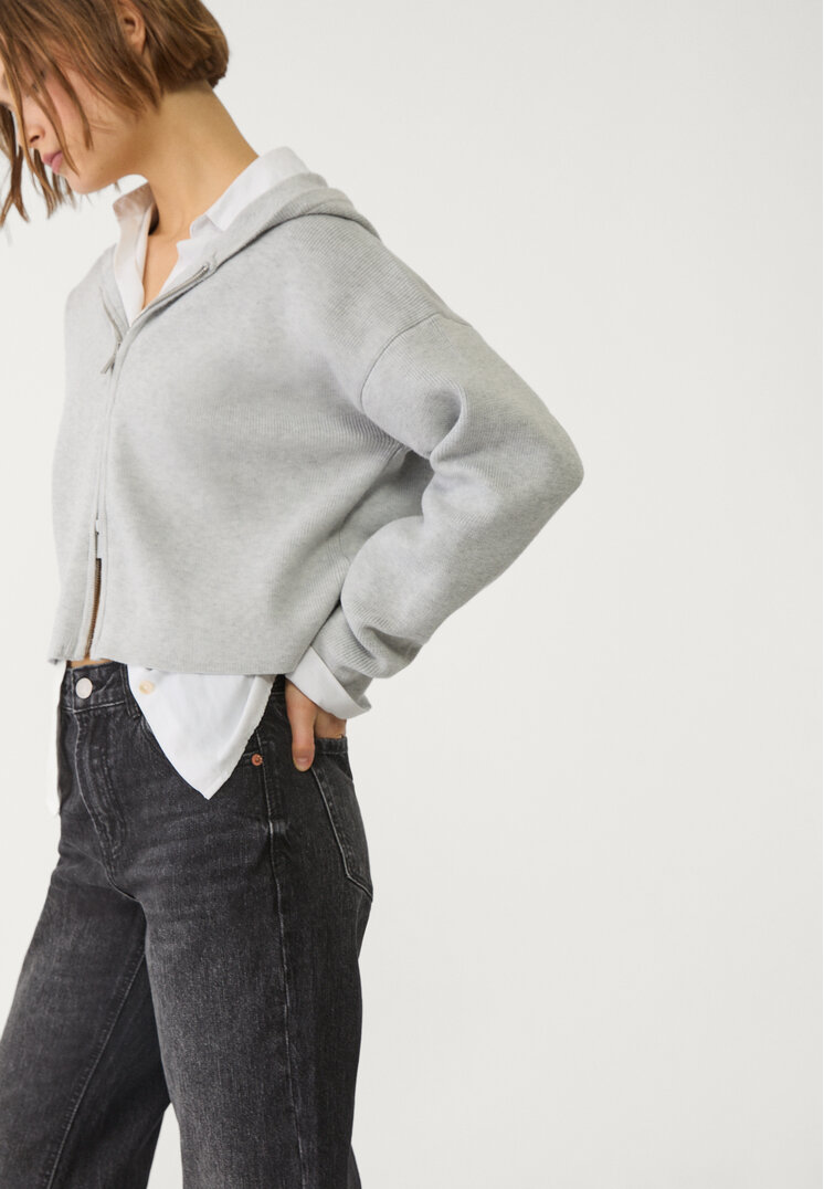 chaqueta capucha punto cremallera