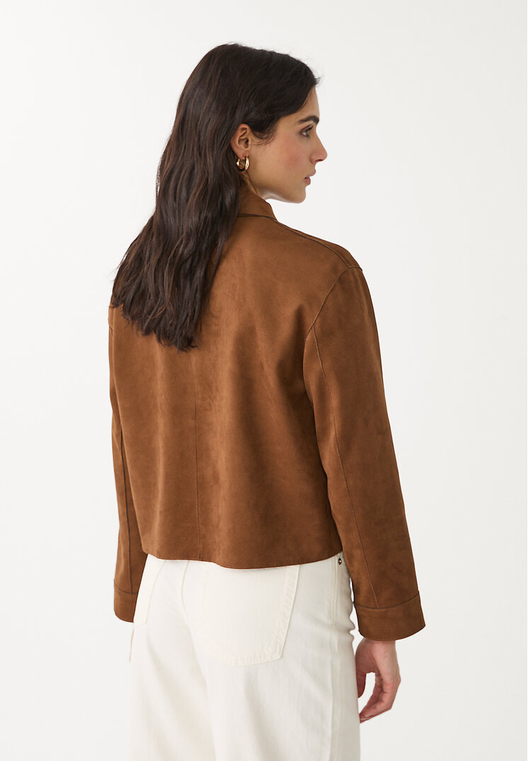 cazadora bolsillos efecto ante