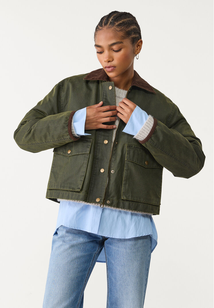 parka corta combinada encerada