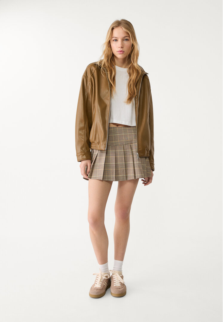 cazadora oversize efecto piel
