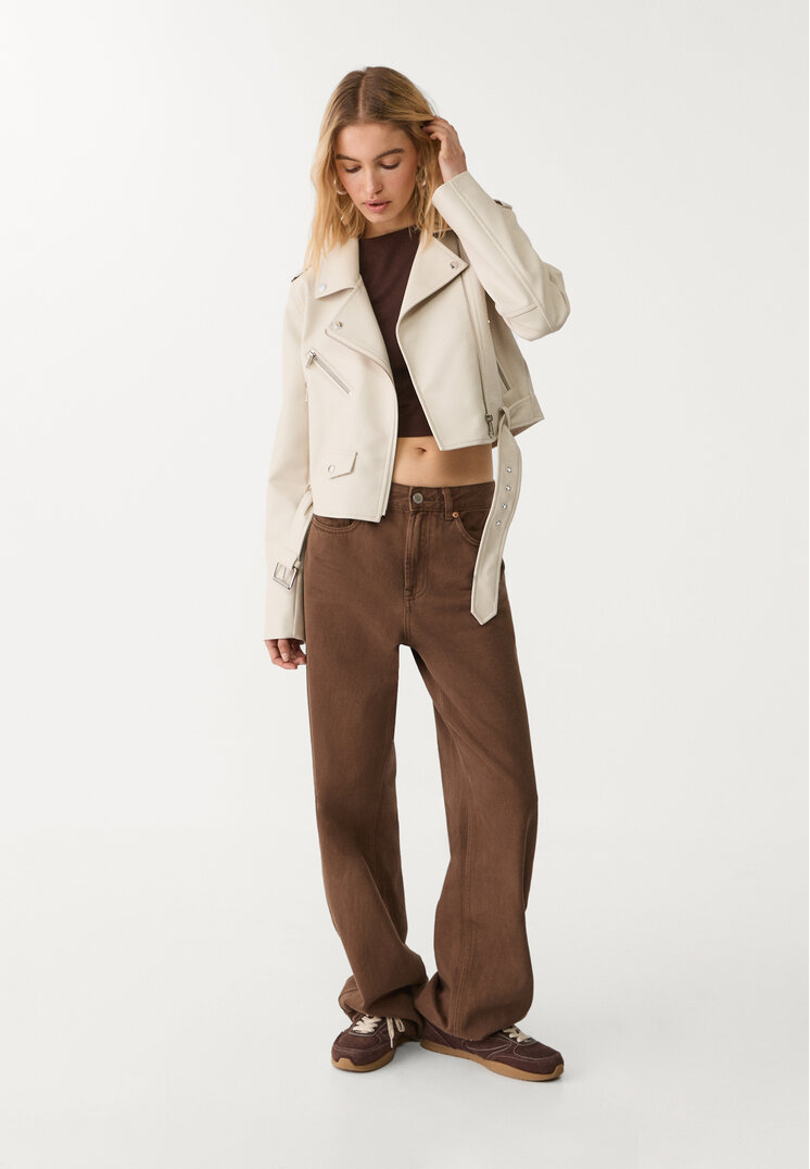 cazadora biker con cinturon efecto piel