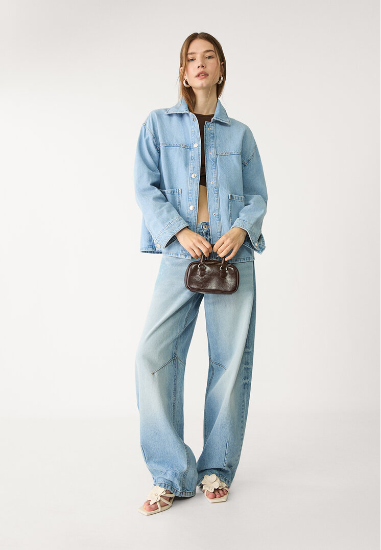 cazadora denim bolsillos